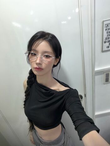 Cho mi yeon page leaked private photo uncensored HD quality