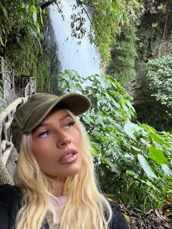 Christina aguilera  page leaked private photo uncensored HD quality