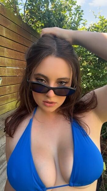 Christina green  page leaked private photo uncensored HD quality