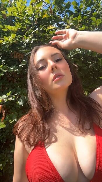 Christina green  page leaked private photo uncensored HD quality