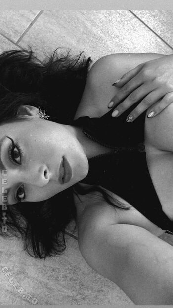 Christina green  page leaked private photo uncensored HD quality