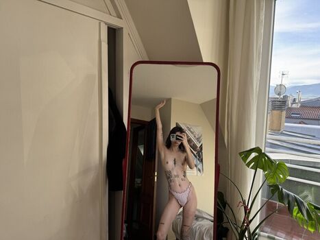 Christina khalil leaked private photo uncensored HD quality