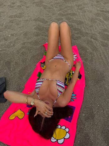 Clarissa bea page leaked private photo uncensored HD quality