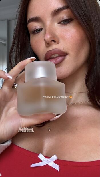 Clarissa bea page leaked private photo uncensored HD quality