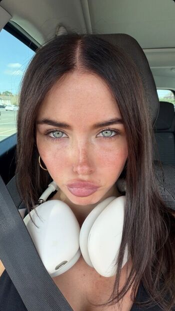 Clarissa bea page leaked private photo uncensored HD quality