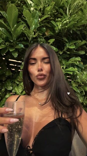 Clarissa bea leaked private photo uncensored HD quality