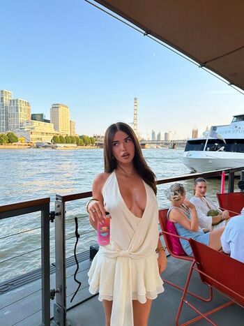 Clarissa bea leaked private photo uncensored HD quality