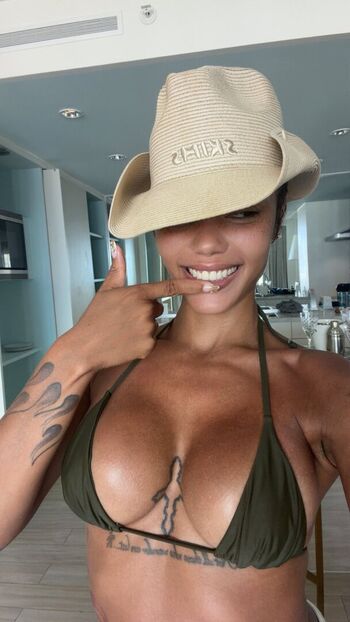 Coi leray page leaked private photo uncensored HD quality