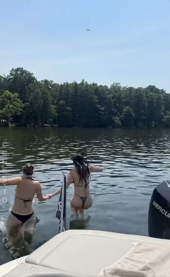 Coupleontour leaked private photo uncensored HD quality