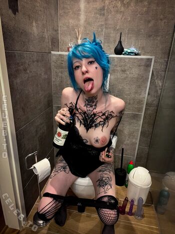 Coy emo leaked private photo uncensored HD quality
