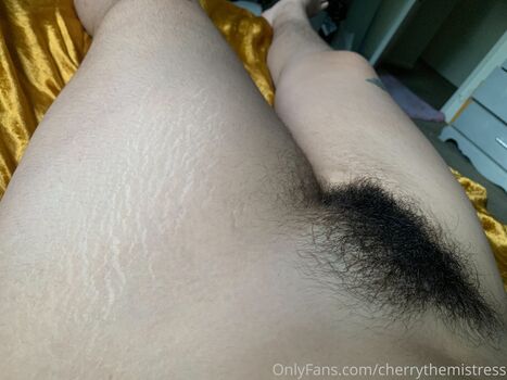 Curvymilftwinkletoes page leaked private photo uncensored HD quality