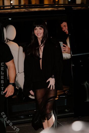 Dakota johnson page leaked private photo uncensored HD quality