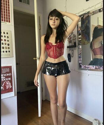 Delilah raige leaked private photo uncensored HD quality