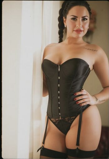 Demi lovato ai porn page leaked private photo uncensored HD quality
