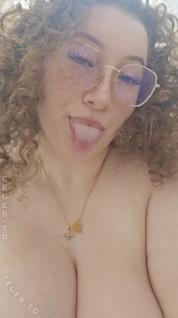 Dienaxkteanna leaked private photo uncensored HD quality