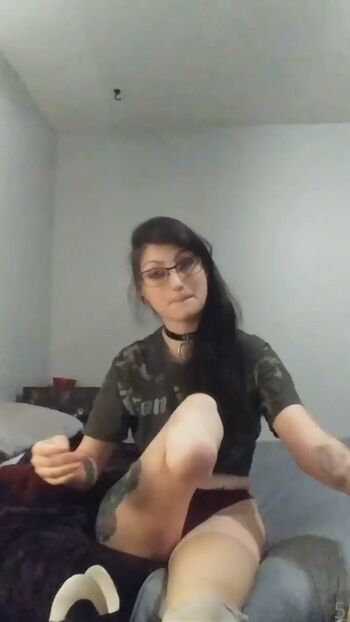 Disabled girls leaked private photo uncensored HD quality