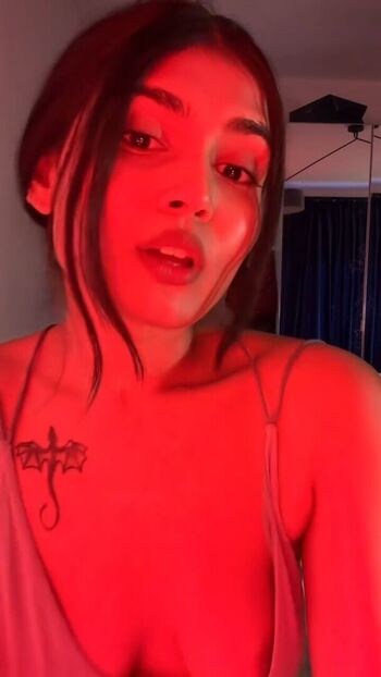 Disha verma leaked private photo uncensored HD quality