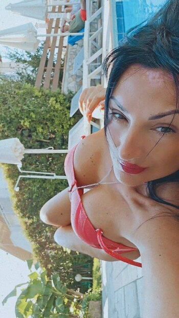 Domace matorke milf ex yu  page leaked private photo uncensored HD quality