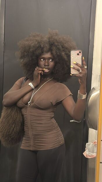 Doshadeng leaked private photo uncensored HD quality