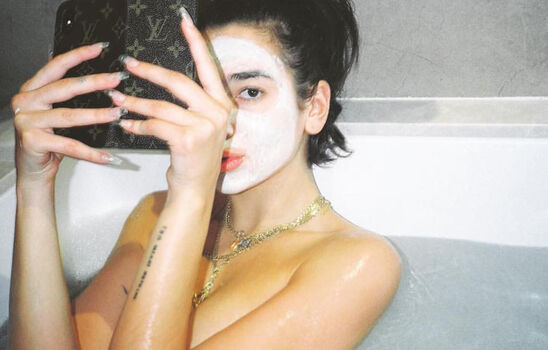 Dua lipa  page leaked private photo uncensored HD quality