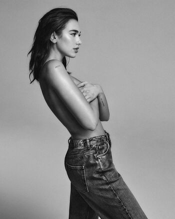 Dua lipa  page leaked private photo uncensored HD quality