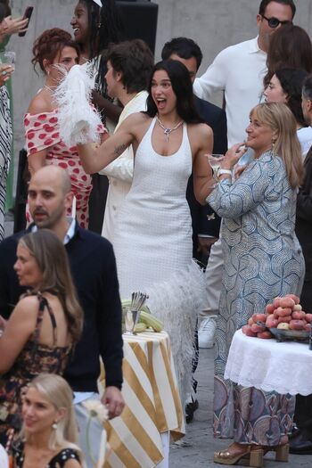 Dua lipa  page leaked private photo uncensored HD quality