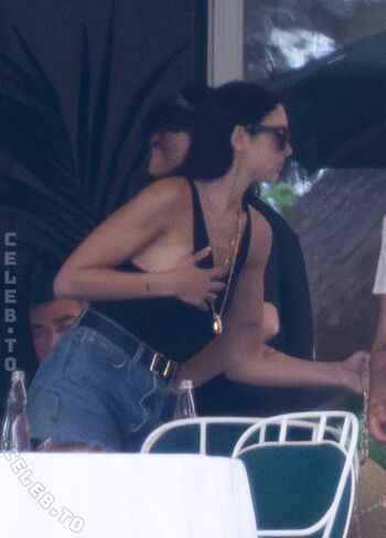 Dua lipa  page leaked private photo uncensored HD quality