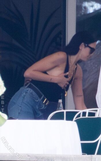 Dua lipa  page leaked private photo uncensored HD quality
