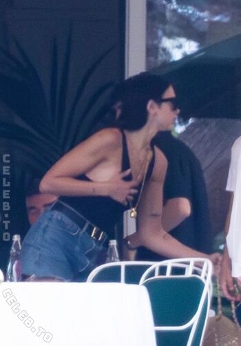 Dua lipa  page leaked private photo uncensored HD quality