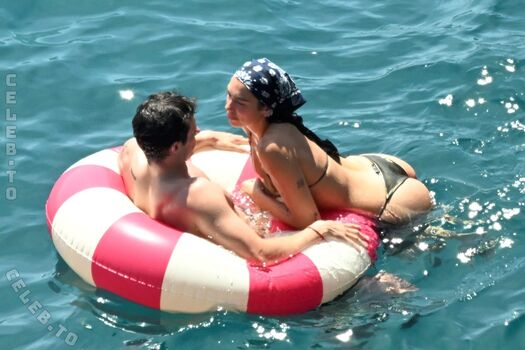 Dua lipa  page leaked private photo uncensored HD quality