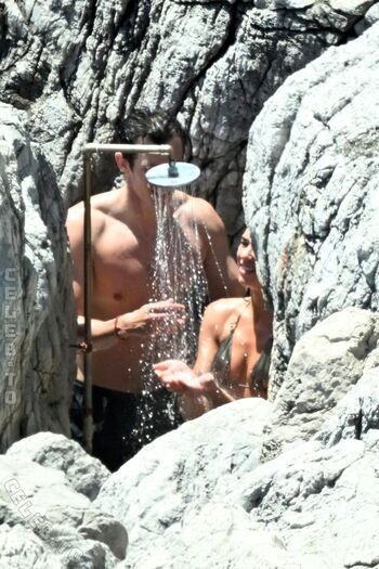 Dua lipa  page leaked private photo uncensored HD quality