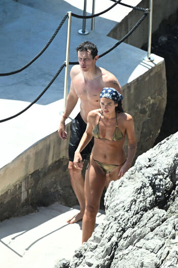 Dua lipa  page leaked private photo uncensored HD quality