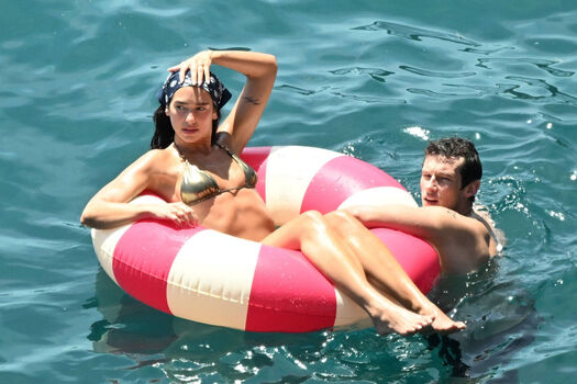 Dua lipa  page leaked private photo uncensored HD quality