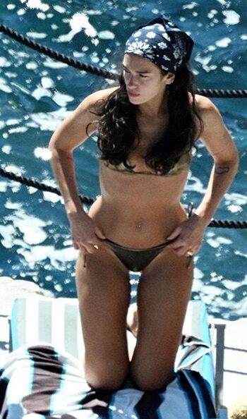 Dua lipa  page leaked private photo uncensored HD quality