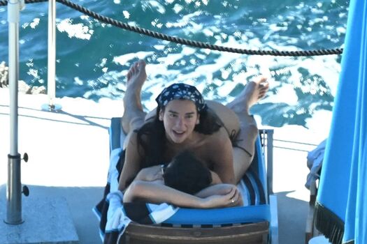 Dua lipa  page leaked private photo uncensored HD quality