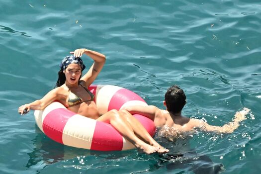 Dua lipa  page leaked private photo uncensored HD quality