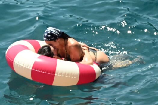 Dua lipa  page leaked private photo uncensored HD quality