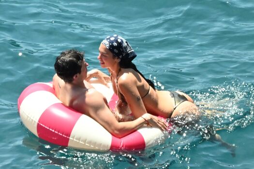 Dua lipa  page leaked private photo uncensored HD quality