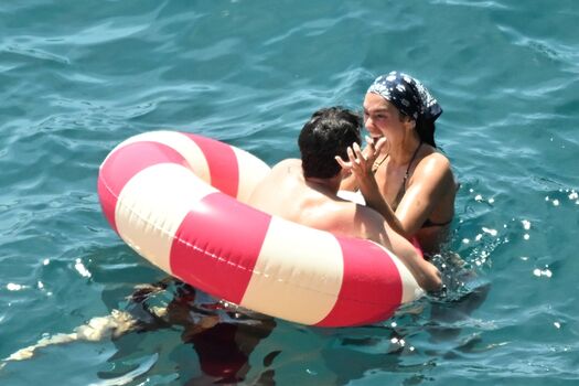 Dua lipa  page leaked private photo uncensored HD quality