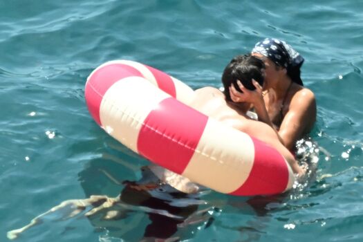 Dua lipa  page leaked private photo uncensored HD quality