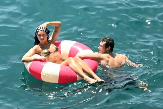 Dua lipa  page leaked private photo uncensored HD quality