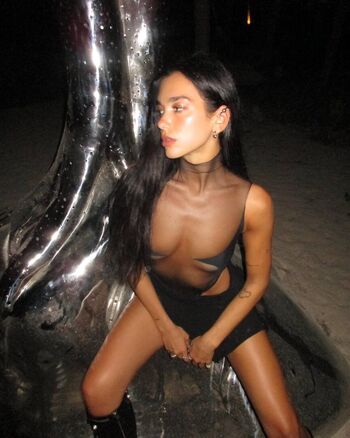 Dua lipa  page leaked private photo uncensored HD quality