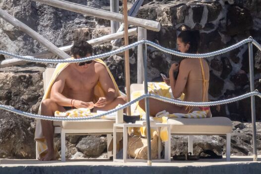 Dua lipa  page leaked private photo uncensored HD quality