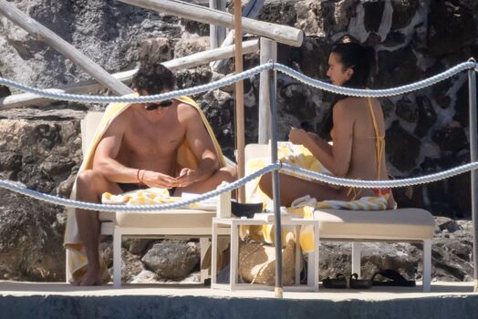 Dua lipa  page leaked private photo uncensored HD quality