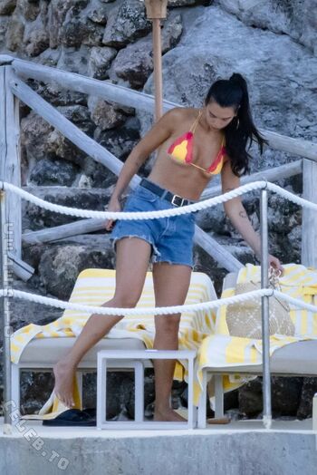 Dua lipa  page leaked private photo uncensored HD quality