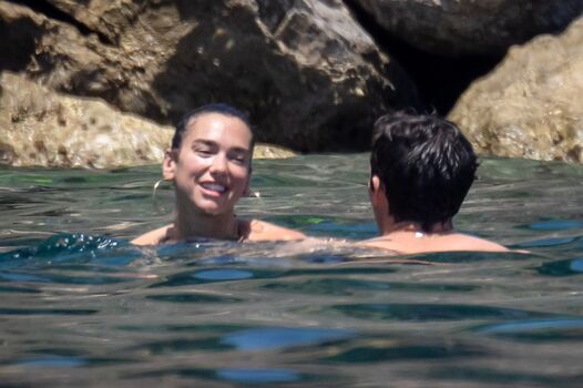 Dua lipa  page leaked private photo uncensored HD quality