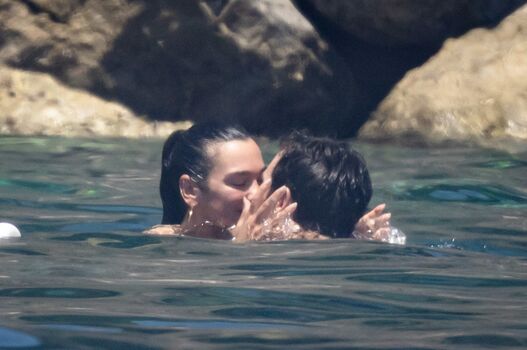 Dua lipa  page leaked private photo uncensored HD quality