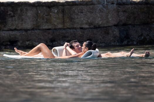 Dua lipa  page leaked private photo uncensored HD quality