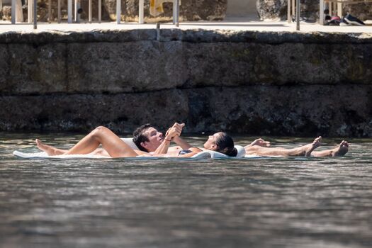Dua lipa  page leaked private photo uncensored HD quality