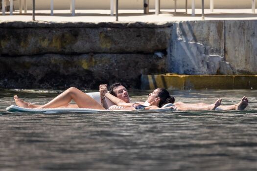 Dua lipa  page leaked private photo uncensored HD quality